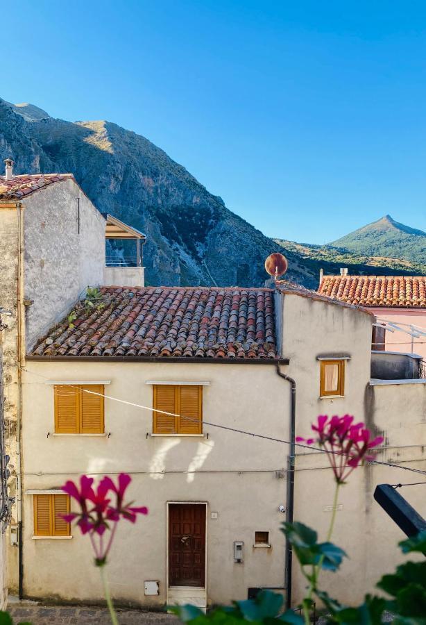 A Punta Terra Isnello Bed and Breakfast Buitenkant foto